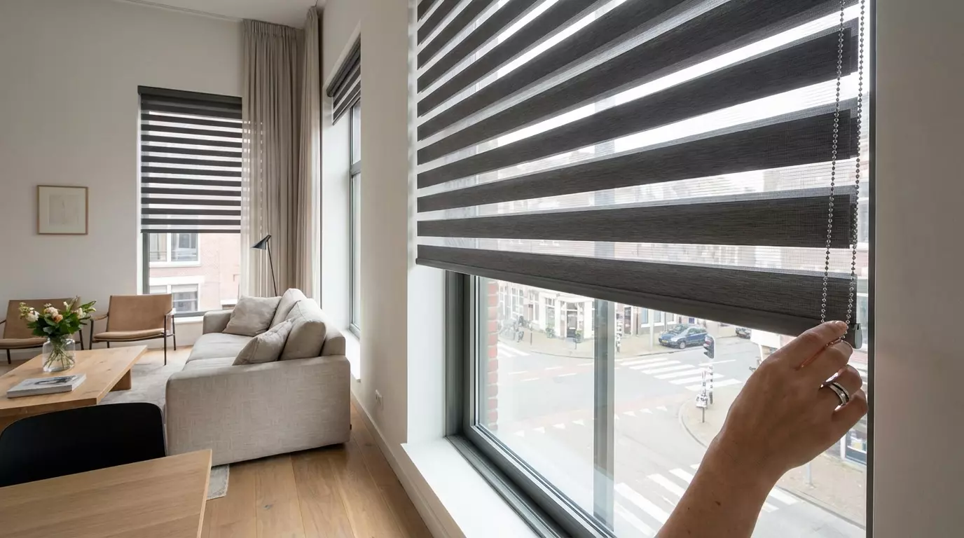 Raamdecoratie Day night gordijn antraciet